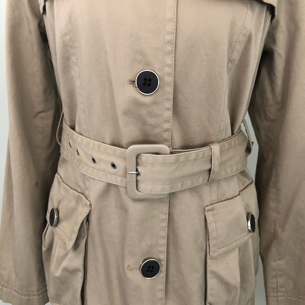 NEW YORK & COMPANY Classic Khaki Trench Coat Size M - Picture 5 of 16